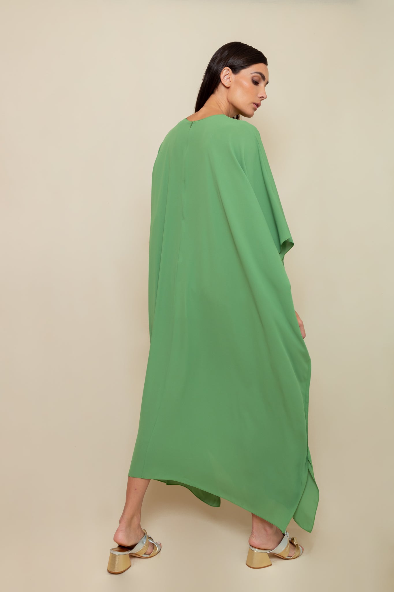 Vestido Jacarandá verde lentilha
